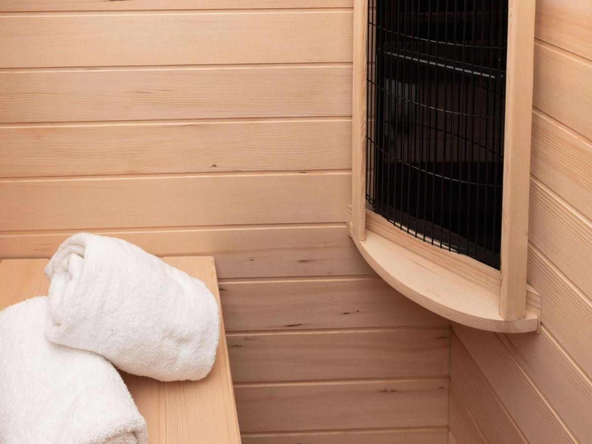 Amazing Apartment In Renesse With Infrared Sauna Екстер'єр фото